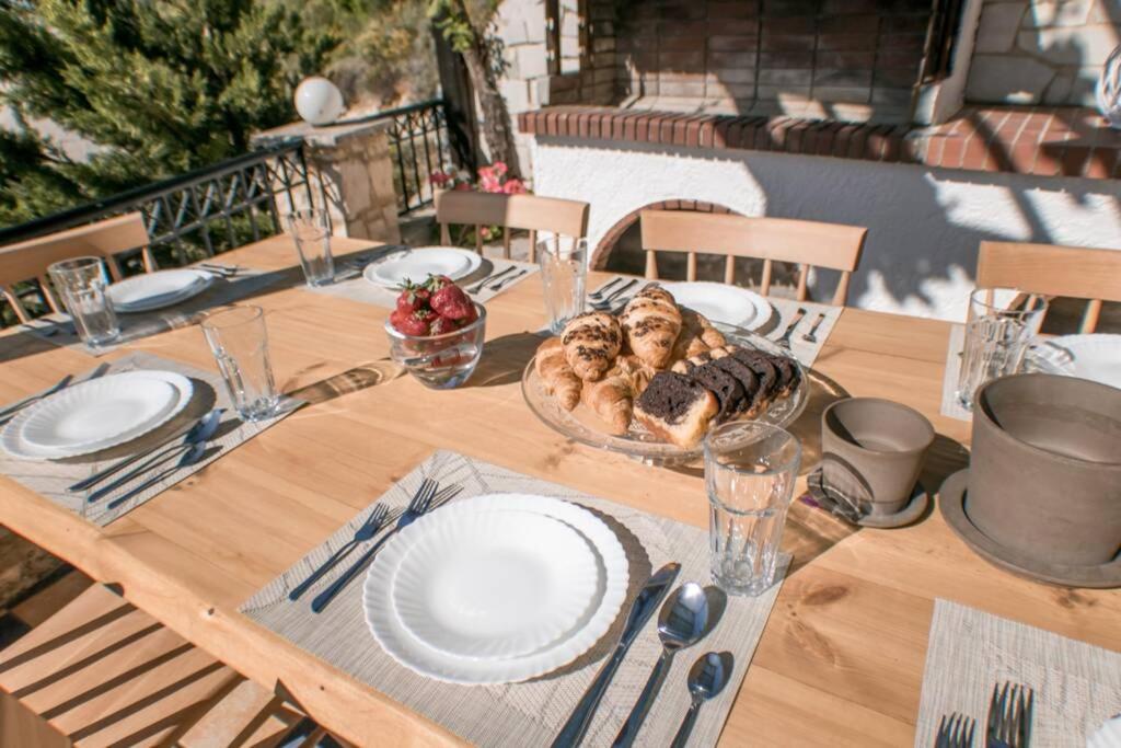 Villa Ventus, 40Sqm Private Pool & Hot Tub! Roussospítion Extérieur photo