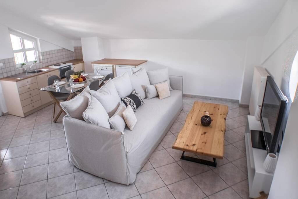 Villa Ventus, 40Sqm Private Pool & Hot Tub! Roussospítion Extérieur photo
