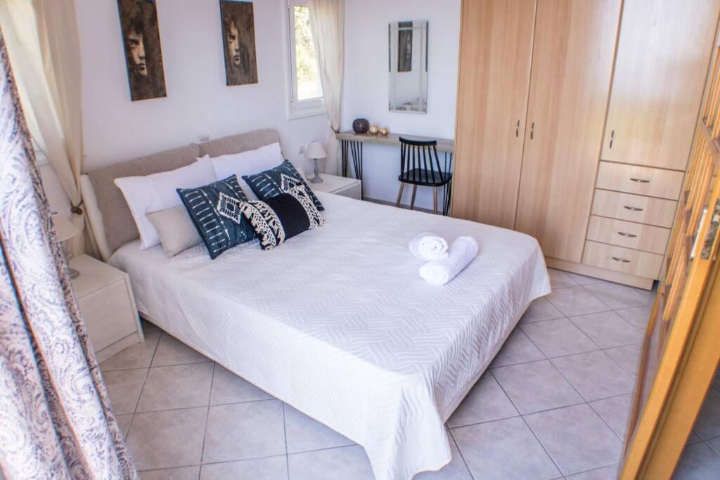 Villa Ventus, 40Sqm Private Pool & Hot Tub! Roussospítion Extérieur photo