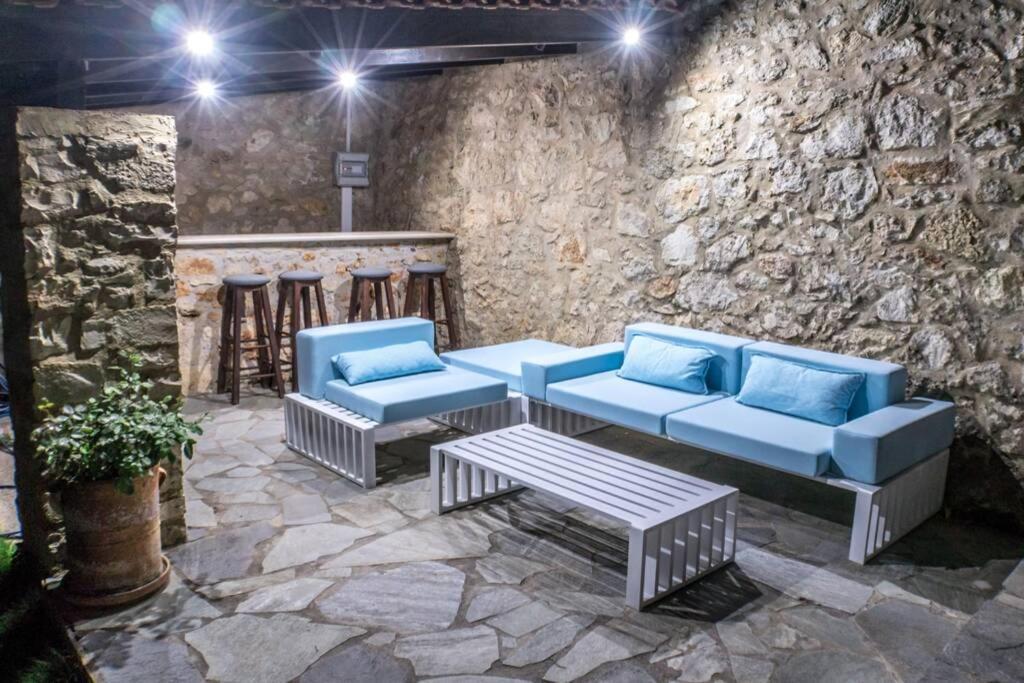 Villa Ventus, 40Sqm Private Pool & Hot Tub! Roussospítion Extérieur photo